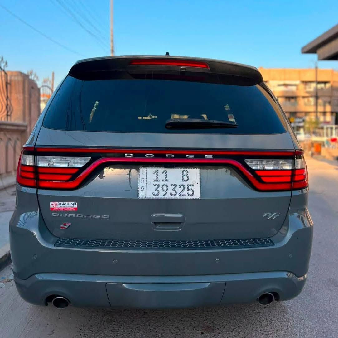 دودج دورنكو RT Plus HEMI V8 2023 للبيع

الموديل: دودج دورنكو RT Plus 2023

اللون: سمنتي

الوارد: أمريكي بدون ايرباك

المحرك: HEMI V8 سعة 5.7 لتر

نظام الدفع: AWD (دفع رباعي)

التبديل: باب واحد فقط

المواصفات:

فتحة سقف

تشغيل وبصمة أبواب

مقاعد جلد كهربائية مع حفظ وضعيات

تدفئة وتبريد للمقاعد الأمامية

تدفئة للمقاعد الخلفية

تدفئة للمقود

شاشة كبيرة مع نظام ملاحة

Apple CarPlay

بدالات تبديل السرعات خلف المقود (Paddle Shifters)

مقود كهربائي

تشغيل عن بعد

باب خلفي كهربائي

رادار أمامي وخلفي

نظام مراقبة النقطة العمياء

حساسات خلفية

أوضاع قيادة (Sport / Eco)

نظام مانع الانزلاق

تبريد ثلاثي المناطق

مصابيح LED زينون

AUX

نظام Auto Stop/Start

الحالة الفنية:

سيارة نظيفة جداً

جاهزة للاستخدام

تبديل باب واحد فقط

الموقع: بابل – الحلة

للاستفسار ***********
