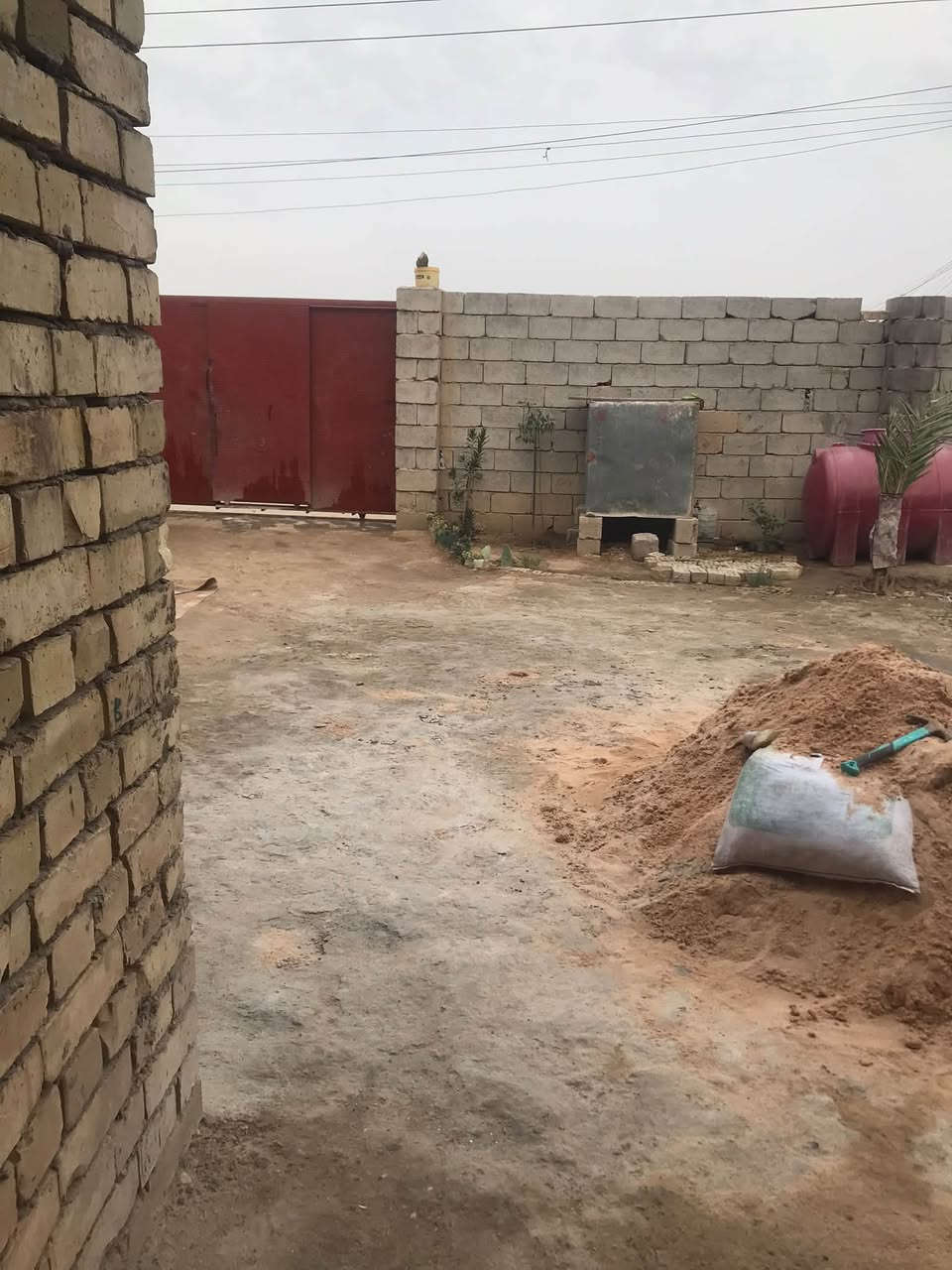 بيت زراعي • ٣٠٠م • قرب مدرسة الصبور