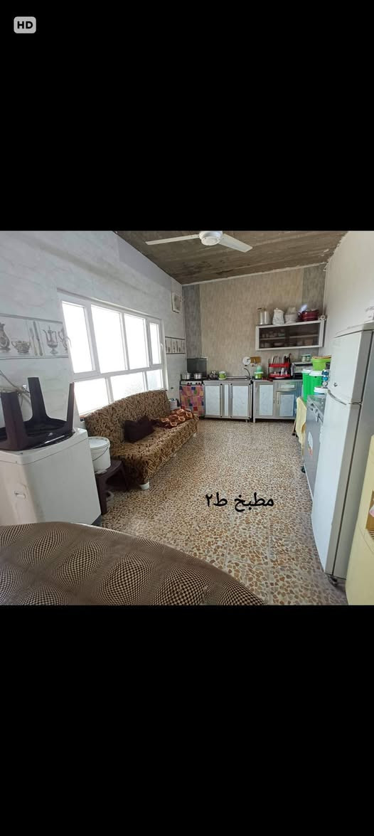 للبيع او معارض مع بيت او ارض ٢٠٠م حسب القناعة 

🏦 للبيع أو معارض 

بيت 200م طابقين ١٠*٢٠ 

6 غرف + 3 سويتات + 2 مجموعة صحية شرقي وغربي + تواليت خارجي 

 نظام دكتات + عزل فوم للسطح قبل الكاشي 

الأيسر حي النسيم  تقطيع احمد ناجي الحصيرجي 

قرب فندق اوبروي ومستشفى ابن سينا

 زراعي طابو سند ٢٥ .

 الطابق الثاني كامل ساكن بي حاليا 

والأول بي نواقص (هيكل)

السعر ١٥٥ مليون قابل للتفاوض 

بقية التفاصيل عالرقم *********** هيثم ابو كريم

