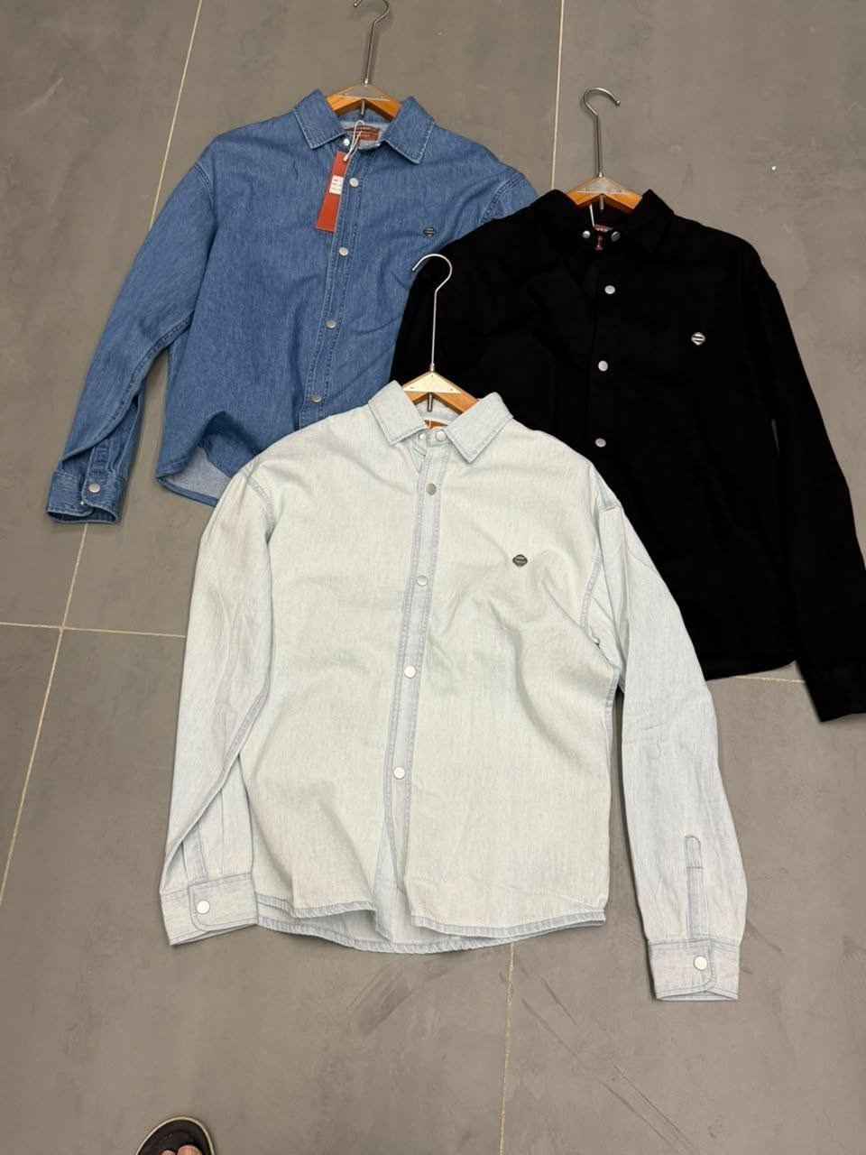 قميص جينز • درزن ١٢ • قياس S-XL