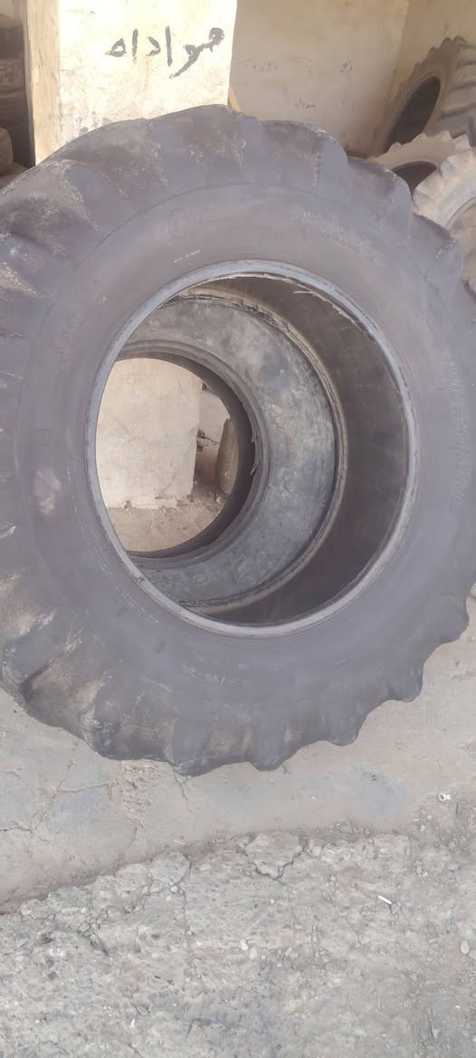 تايرات30/18نضيفات لافطر ولا ضرب شرط الاستفسار اكثر يرجي اتصال برقم ***********
