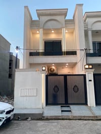 🏠 دار للبيع – حي الجامعة  📐 المساحة: 100 م² 📏 الواجهة: 5 متر  📍 الموقع...