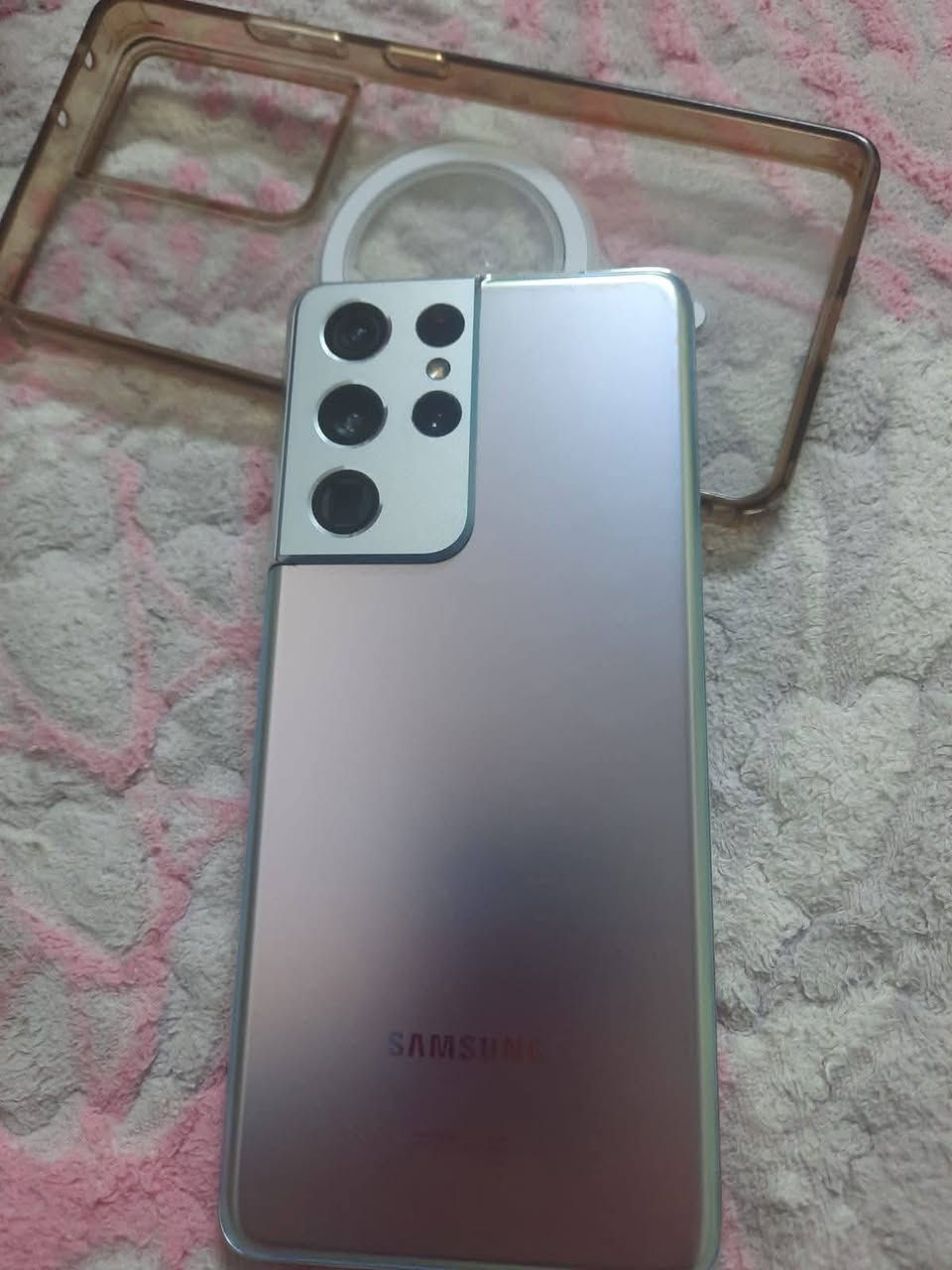 للبيع سامسونج Galaxy S21 Ultra 5G (نسخة أمريكية بلادي) 📱✨
​المعالج: سناب دراجون أقوى وأفضل أداء بدون حماوة
​الذاكرة والرام: 128 جيجا | الرام 16 جيجا
​الحالة: نظيف حيل وأخو الجديد، بدون أي خلل أو تصليح نهائياً شرط الفحص
​** الملحقات:** شاحن أنكر (Anker) الأصلي + حافظة
​الضمان: ضمان فحص لمدة أسبوع كامل للتأكد من كل شيء.
​💵 السعر: 350 ألف (بيه مجال بسيط جداً للجادين فقط).
📍 المكان: بغداد - البياع الشرطه الخامسه
📞 للتواصل وتساب أو اتصال: ***********
