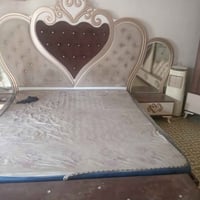 غرفة نوم تركي درجه أوله نضيفه كلش اي ضرر ماكو سعره ٧٠٠ وبيه مجال مكاني...