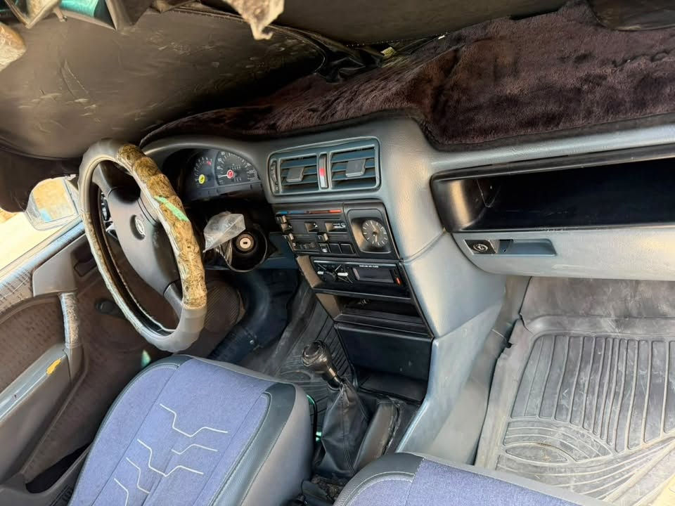 اوبل فكتره حجم 18
موديل 1991 
قفل مركزي تخم تاير كدام 
تريد وكاله تريد تحويل 
سعر 37 بيه مجال
الاتصال للارقام فقط 
***********
***********
