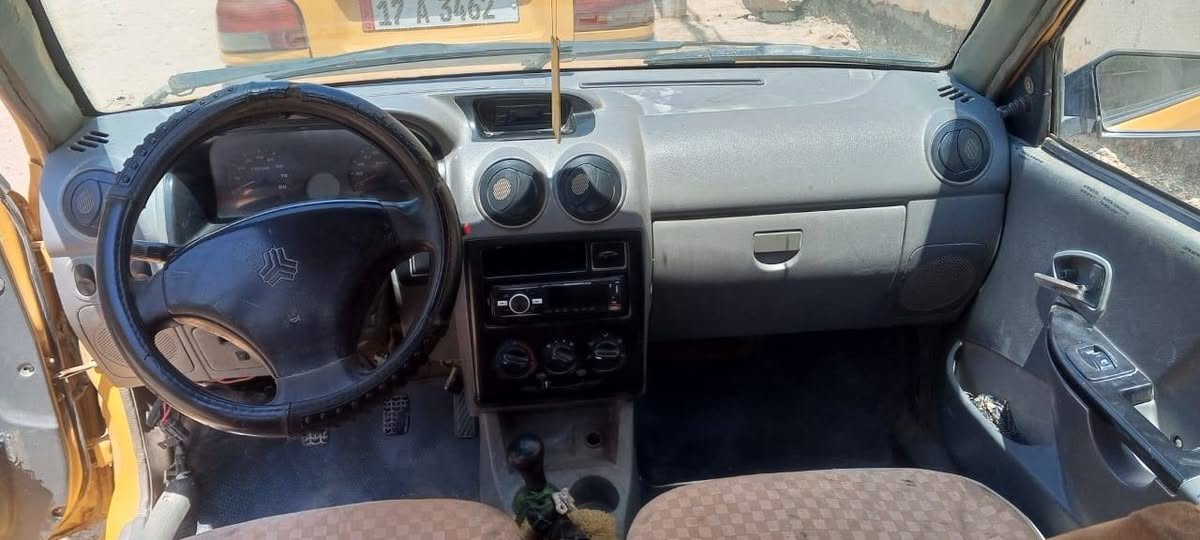 سايبا 2013 جاهزه ومصفره محرك كير مكفولات رقم القادسيه مكان الديوانيه سعر 18 
***********
