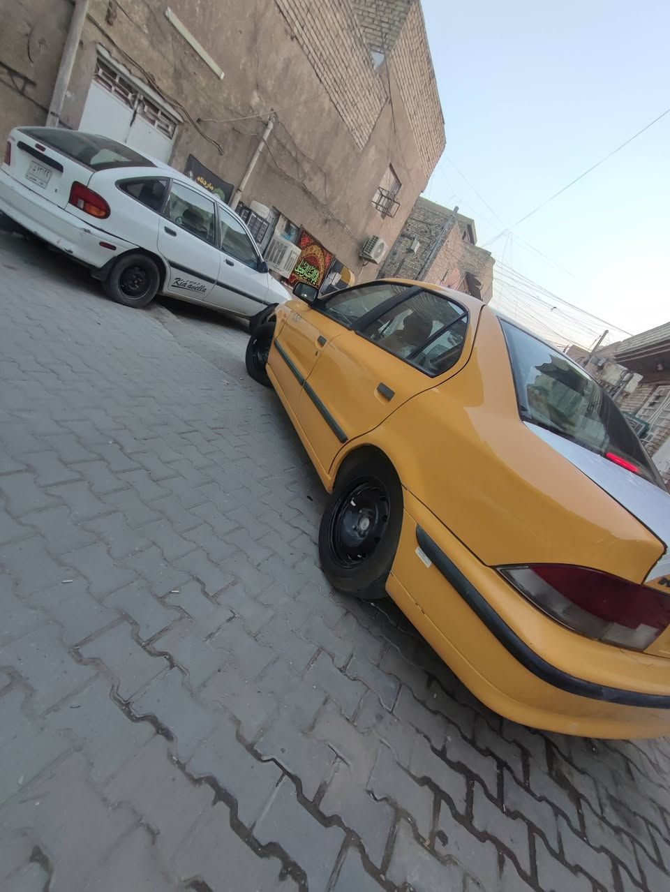 السلام عليكم 
سمند موديل 2011
مكفولة من الضربه ولصبغ والتبديل 
كير ومحرك جدد ناعمات 
رقم بغداد 
مراوح وموطورات جدد
صدر امامي خلفي جديد ايساكو 
تخم تأير جديد 
ابطاين البيبان نضيفات 
غرفته جديده لوك
 مصفره هيئة وغرامات 
ترايك وين ميعجبك 
مكان بغداد مدينة الصدر 
الشراي يتصل وبخدمته بي واتساب هم  ***********

ملاحظة السياره مال جناي ومتعوب عليه
