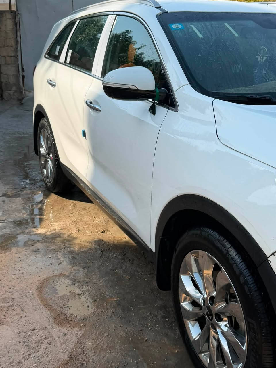 🚘 كيا سورينتو 2019 للبيع
🇰🇼 كويتي
📍 الممشى: 98 ألف كم
✨ فول أوبشن ما عدا الفتحة
رقم بغداد و كفالة عامة

السيارة نظيفة ومواصفاتها ممتازة، مناسبة للعائلة والاستخدام اليومي. 🔥

للمهتمين والاستفسار، التواصل على الخاص.

***********
***********
