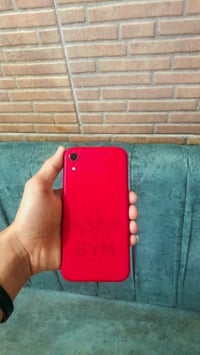 ايفون XR ٦٤ • احمر • بطاريه ٧٢