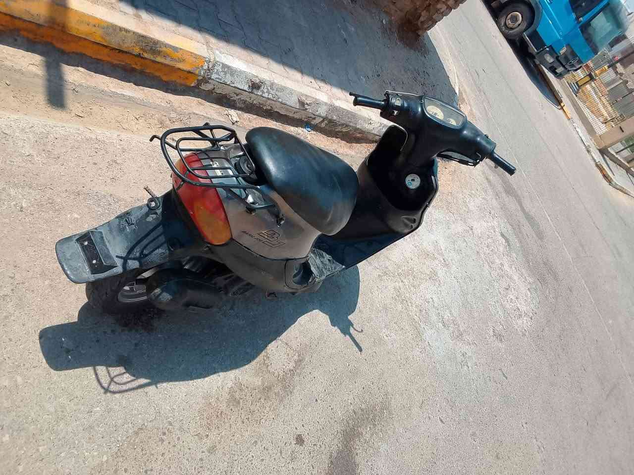 سلام عليكم دراجه لبيع نوع بيجي مكينه  نضيفه سعر 200وبيه مجال لمكان رميثه رقم الهاتف ***********ب
