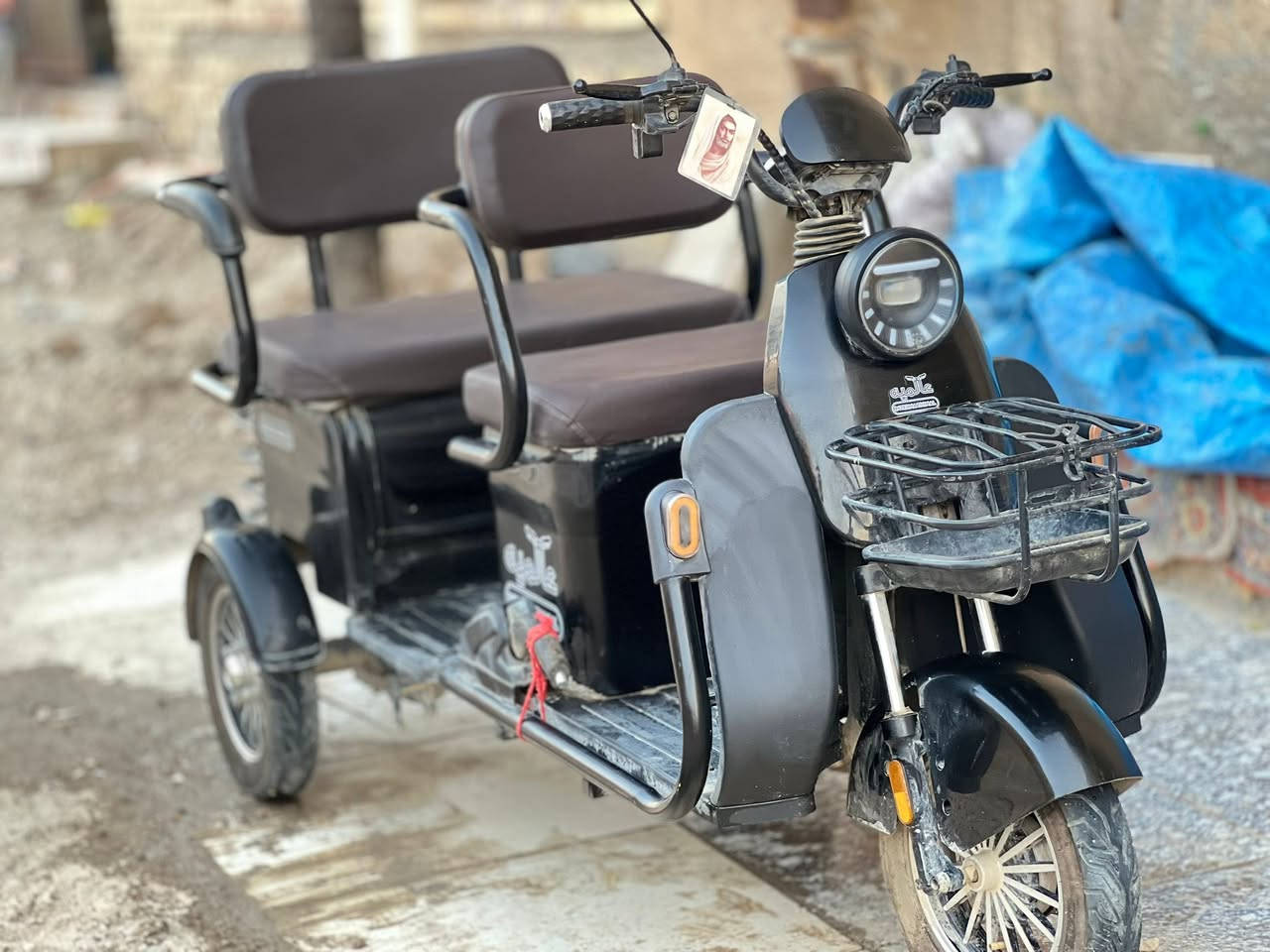 تكتك كشفه شحن.للبيع جديده صار 5 اشهر من اخذنها سعر مليون و400 وبيها مجال (سوك الشيوخ)الشراي يدلل (***********)
