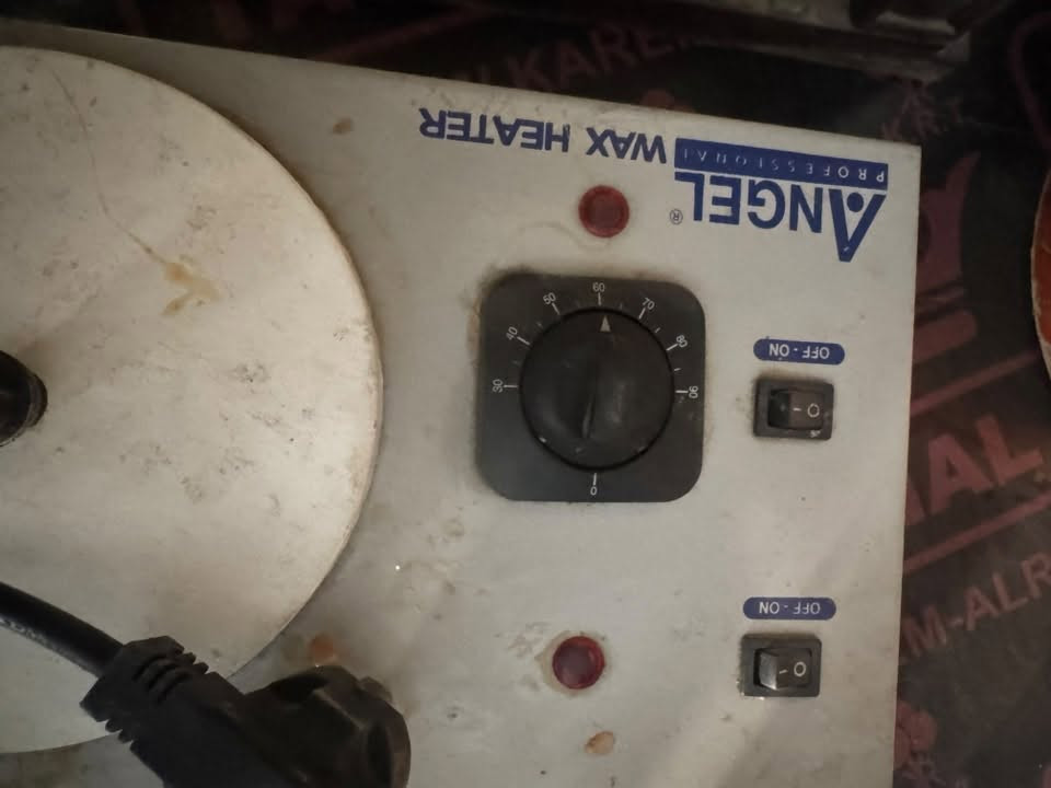 جهاز شمع اصلي للبيع قيم واخذ بما يرضي الله مكان بغداد
***********
