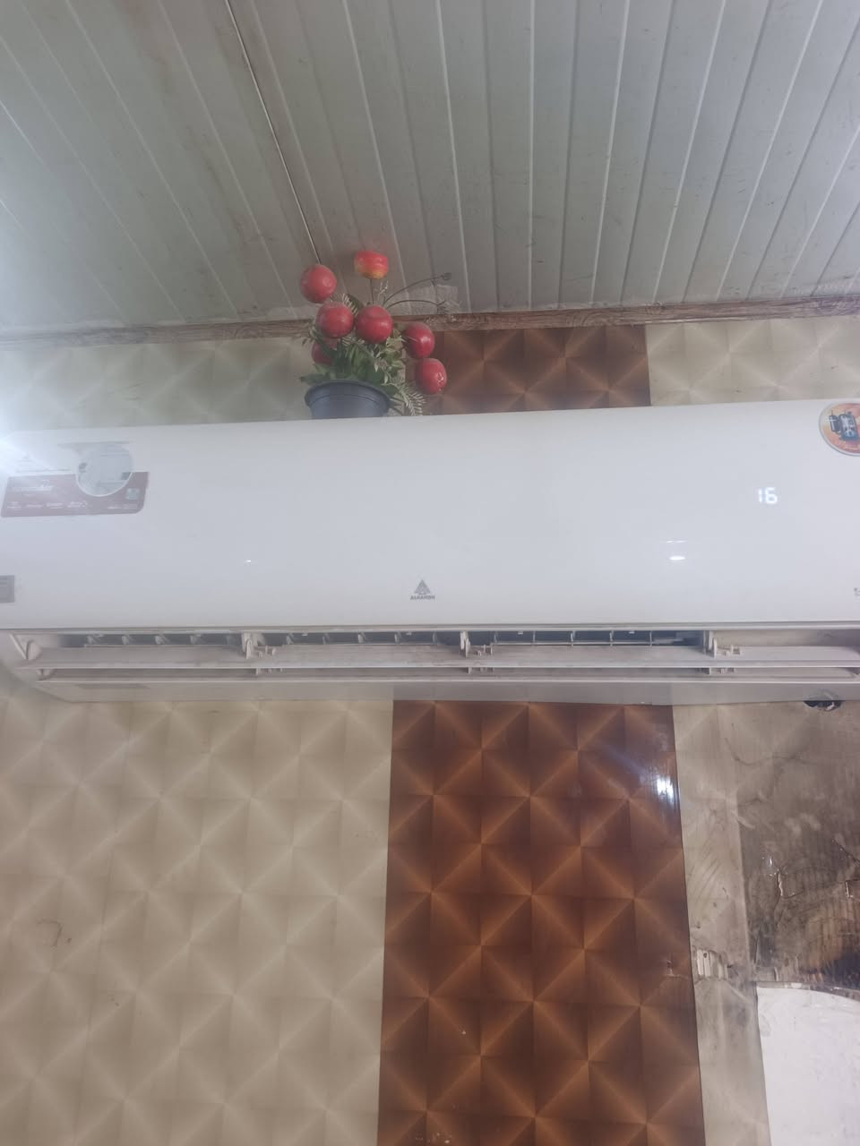 سبلت حافظ طنين جديد البيع سعر 650 
***********
سوك شيوخ
