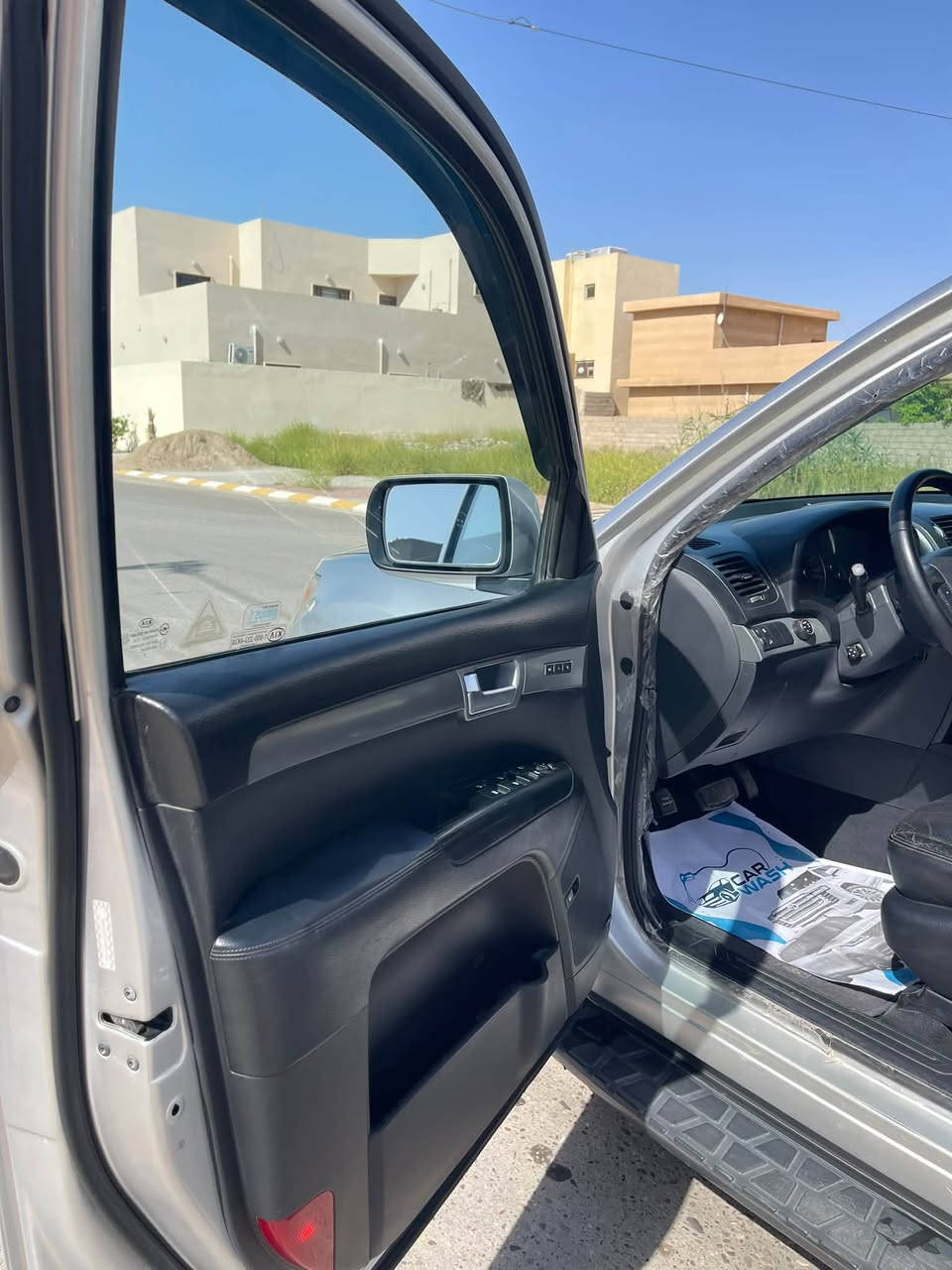 🚘 للبيع كيا مهافي 2009
🔹 اللون: سلفر
🔹 الوارد: أمريكي 🇺🇸
🔹 المحرك: V6
🔹 الدفع: فور ويل 4×4
🔹 المواصفات: فل مواصفات

✨ التجهيزات:
• صدر جديد
• تيرات تخم جديدة
• تبريد وتدفئة
• كشنات جلد
• كشنات تبريد وتدفئة
• رقم دولي
• السيارة باسمي
• تحويل مباشر

💰 السعر: 125 ورقة

📞 للاستفسار والتواصل: ***********
