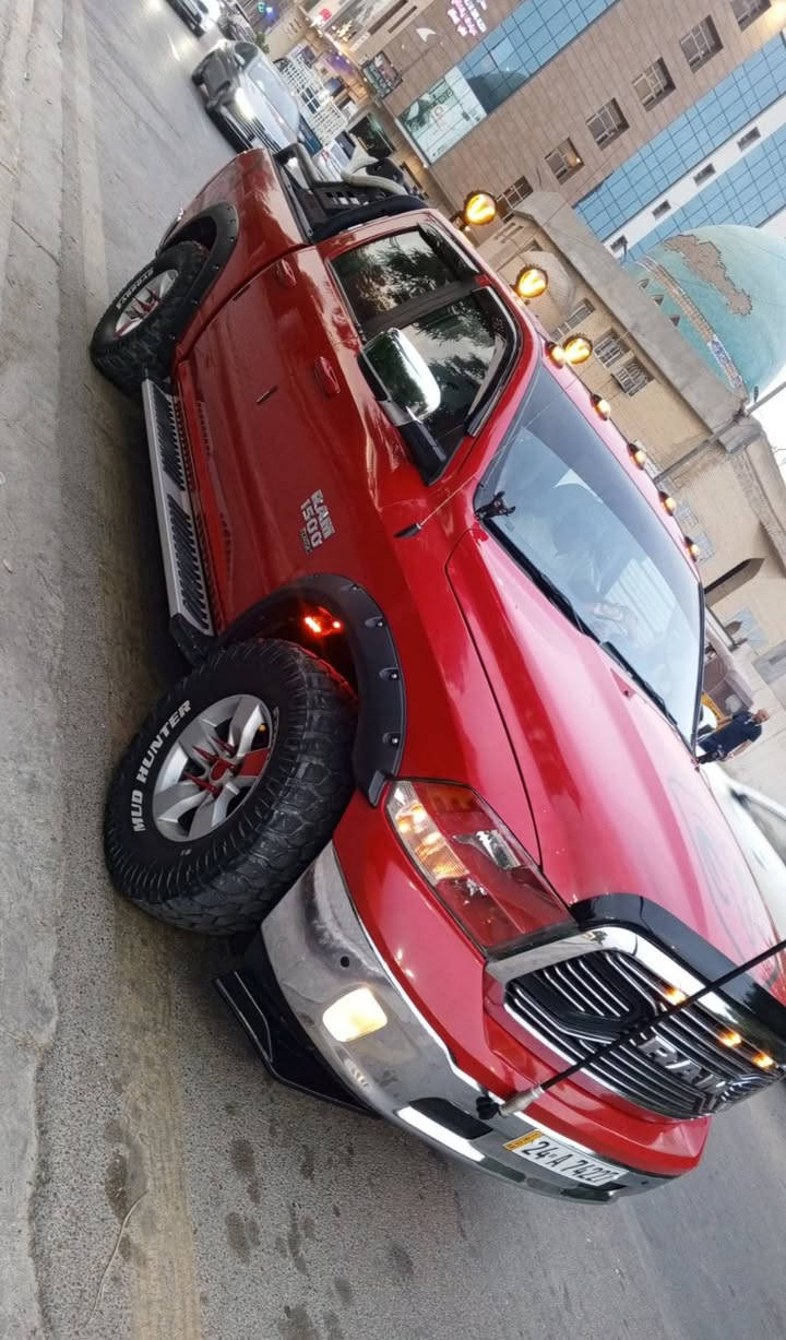 للبيع.
دوج رام 1500
لون مميز احمر طماطه 🍅 
موديل 2022 
باب طويل بدي قصير المرغوب 
حجم المحرك 3600. V6 
تنفس طبيعي 
شاشه حجم كبير 
كير ماوس 8نمر 
تبريد قطعتين ثلج 
نضام مانع انزلاق 
دوسات جانبيه 
نفاخات جاملغ 
كشن منفصل دبل جكمجه 
دوشمه+نايلون كشنات احمر 
أرضية تغليف جلد احمر
تحكم استيرن 
سستم اناره رماش خلفي 
رماش بنيد بروجكترات 
اناره جاملغاتاحمر  
اناره محجر كامل 
إضافة داش كام 
لايت زنون 
محجر بدي سبورت 
تخم تاير جبلي جديد 
تخم استد طلقه 
إضافة تعلاوه انجين ونصف 
سستم اكزوز تحكم ريمونت 
إضافة صافره 400 واط 
كامره دواره
سيرفس جديدباتري تخم بلاكات 
فحص مجاول

صدر جديد 
سياره وارد امريكي تبديل قطعة وحده وحافه البنيد بارد
السياره مصروف عليها 
رقم شمالي تحويل ثاني يوم 
السعر 225$ وبيها مجال 
المكان بغداد ***********
