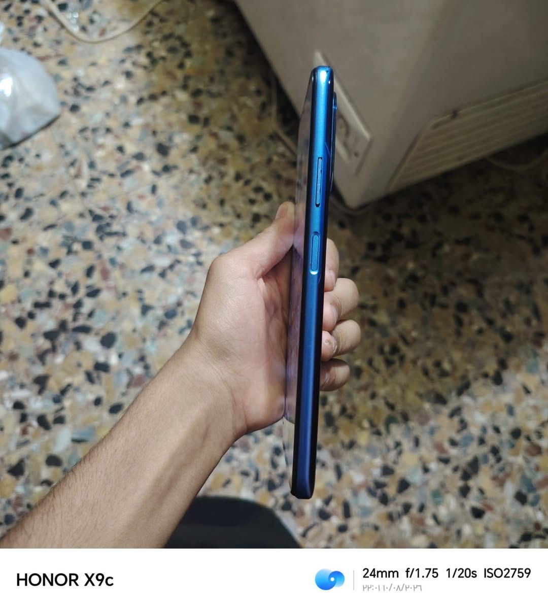 السلام عليكم ورحمة الله وبركاته عدي موبايل للبيع السعر 125وبي مجال للاستفسار ***********
