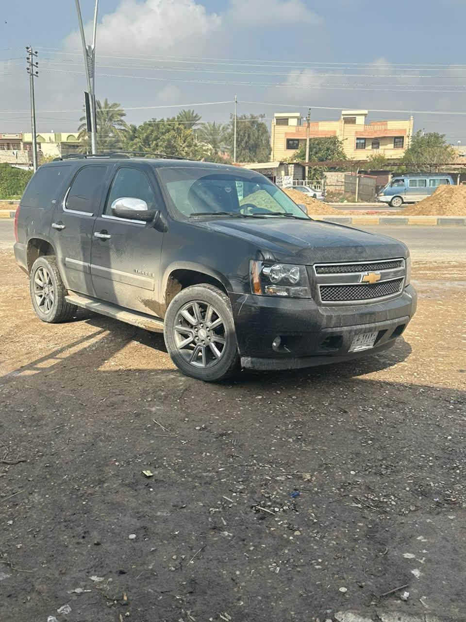 السلام عليكم تاهو  ٢٠٠٨ كلين بدون ضرر فقط بنيد مصبوغ 
رقم بغداد داخل جلد مخمل دشبول جديد مامكسور 
 السعر 185 مكان السياره بغداد- ديالى

***********
