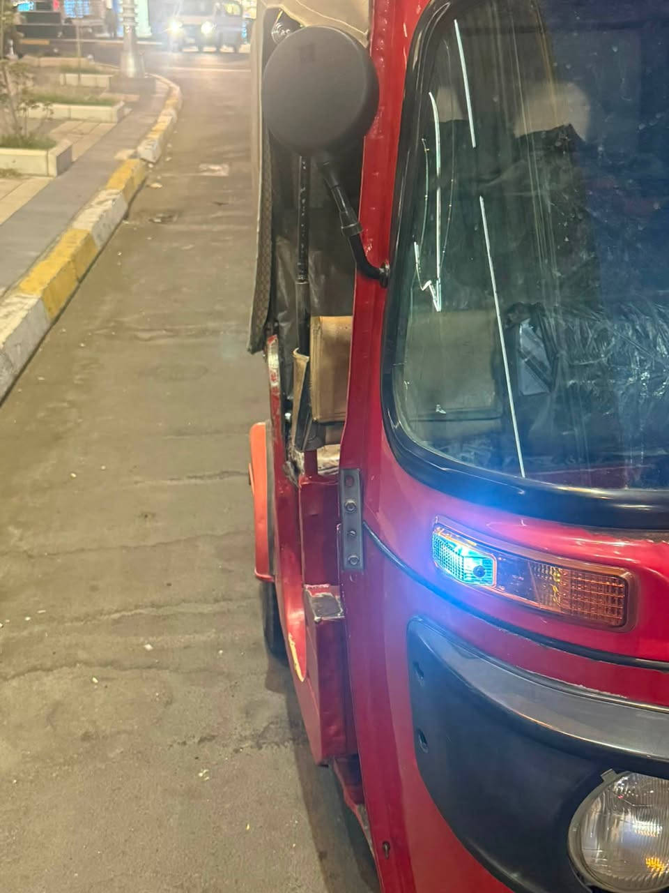 سلام عليكم تكتك البيع مديل ٢٠١٨بيها اكسن سعر خمسه وبيها مجال حق الجيه مكاني بغداد شارع حيفا رقم الهاتف ***********5 ما متواجد ع وتساب
