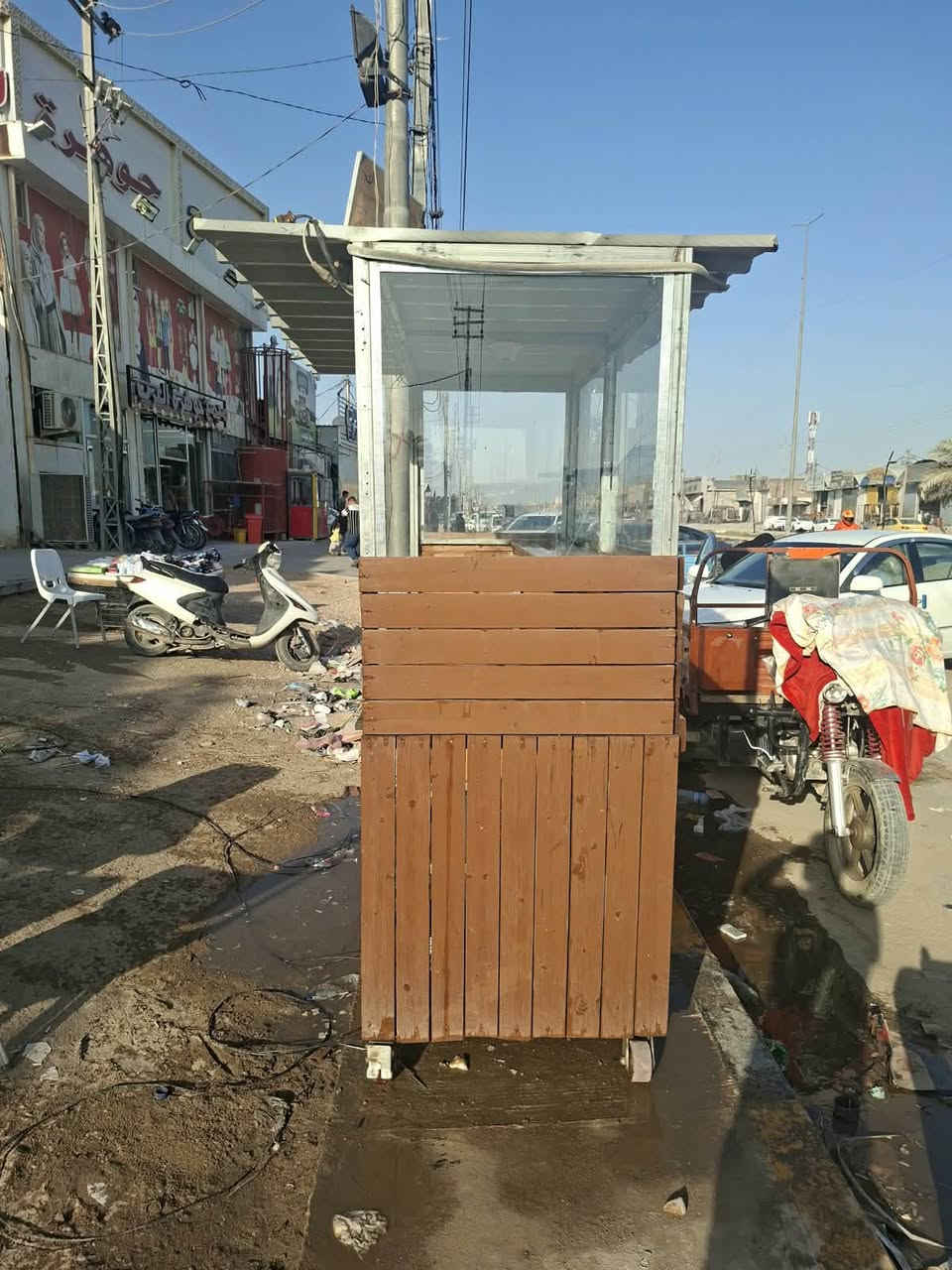 ميز بركر خشب تسكام جام كهرباء كامل يصير ميز جاي ... السعر ٢٨٠ وبي مجال   العنوان نجف شارع المطار الجديد
***********
