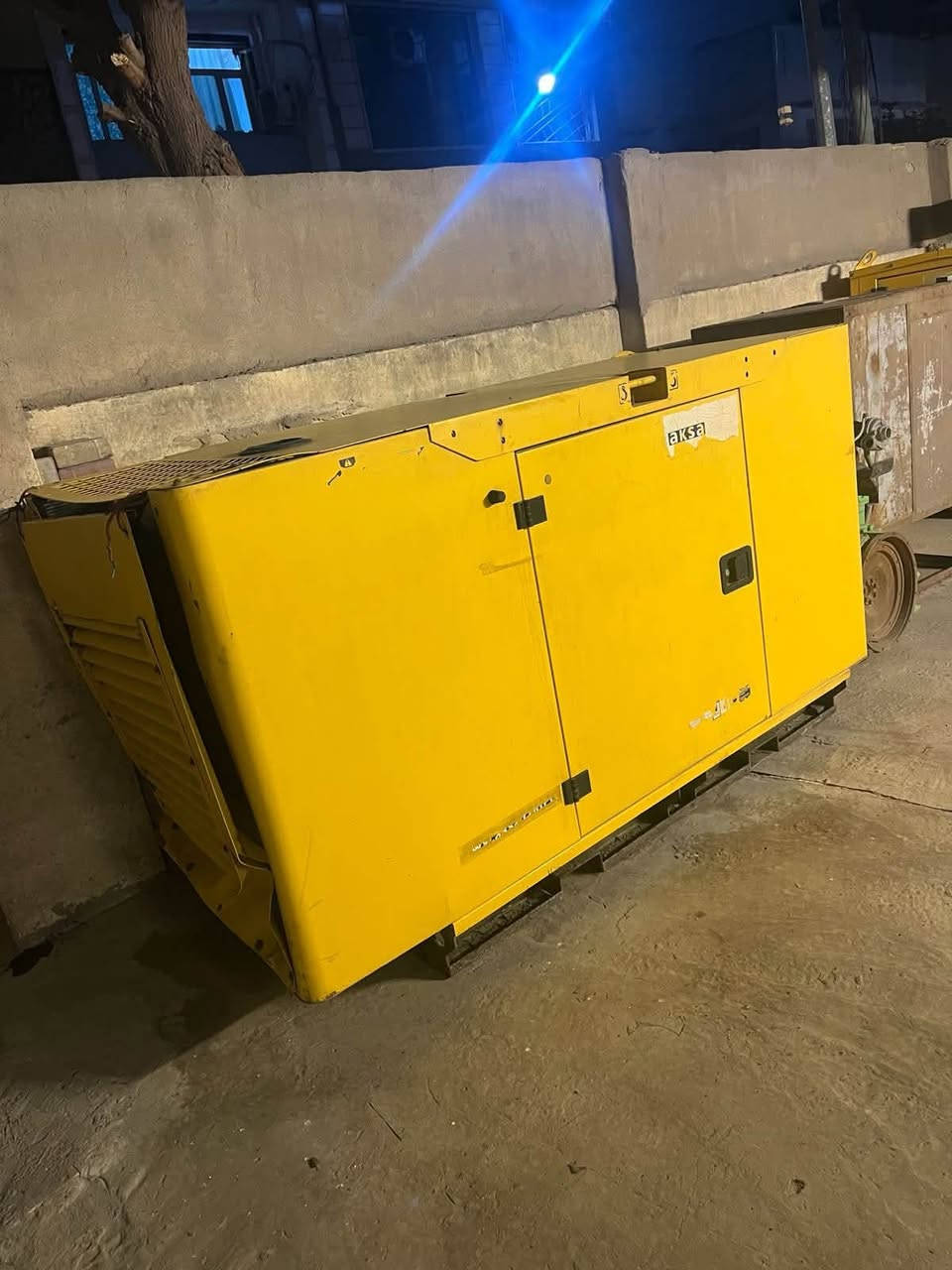 حجم  40.  KV
السعر 
3100000
الاتصال ع الرقم ‭***********‬
المكان بغداد / المأمون

