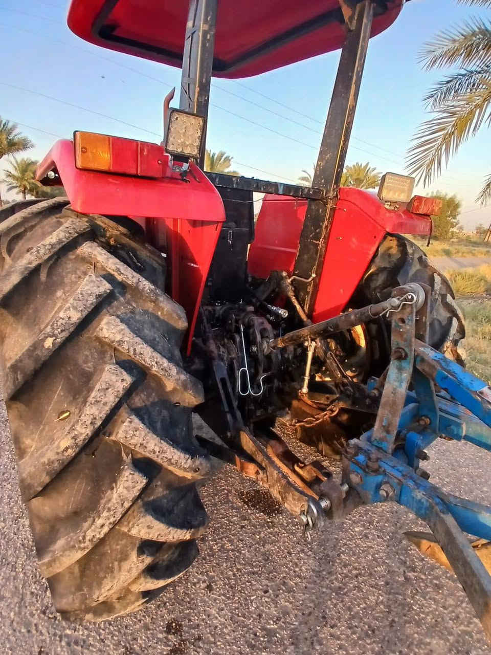 مكينه فوركسن انكليزي للبيع محوره دبل اكسن جاهزه الشغل كهربايات نكره سلف كشر بدل جديد بدون تصال على رقم *********** /***********
