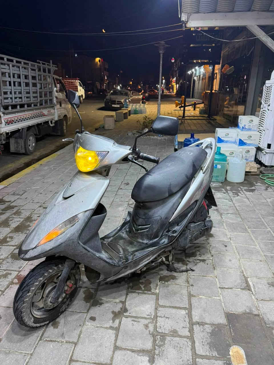 ماكس عدلة ١٢٠ للبيع مكينة بلادية مكفولة وكهربائيات مكفولة والكفرات مختمة الملاح مال بحر ..مبدل بيهة كلجات خلفية والدبل الامامي والبجم 

سعرهة ٧٥٠ قفل مكاني الامين الثانية ***********
