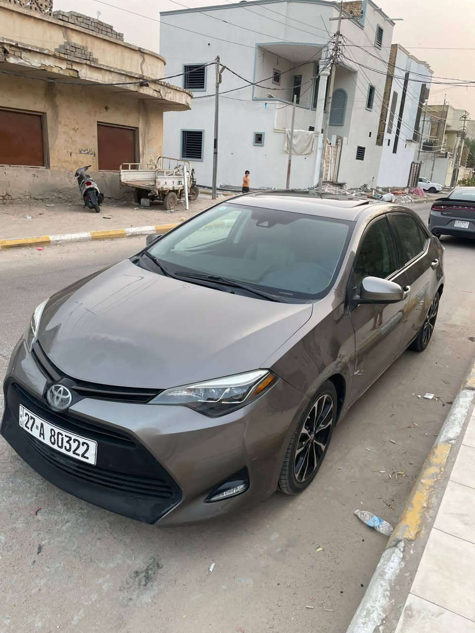 سلام عليكم كورلا 17xli
فول موصفات 
داخل جلد اسود 
بصمه 
تحكمات 
كروز سرعه 
تدفئى كشنات 
كشن كهرباء 
فتحه سقف 
رقم ذي قار بسمي 
حادث جاملغ خلفي 
وقبق صندوك 
وبيه كم ملاحضه 
مكينه 1800
سعر 123
وبي مجال بسيط ***********
