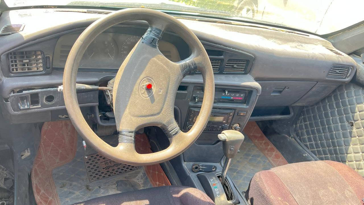 السلام عليكم للبيع موديل 90 اصليه ما محوره رقم نينوى شرط التحويل تبريد شغال ترهم مراوس السعر 25 مكان السياره بيجي الاستفسار الرقم ***********
