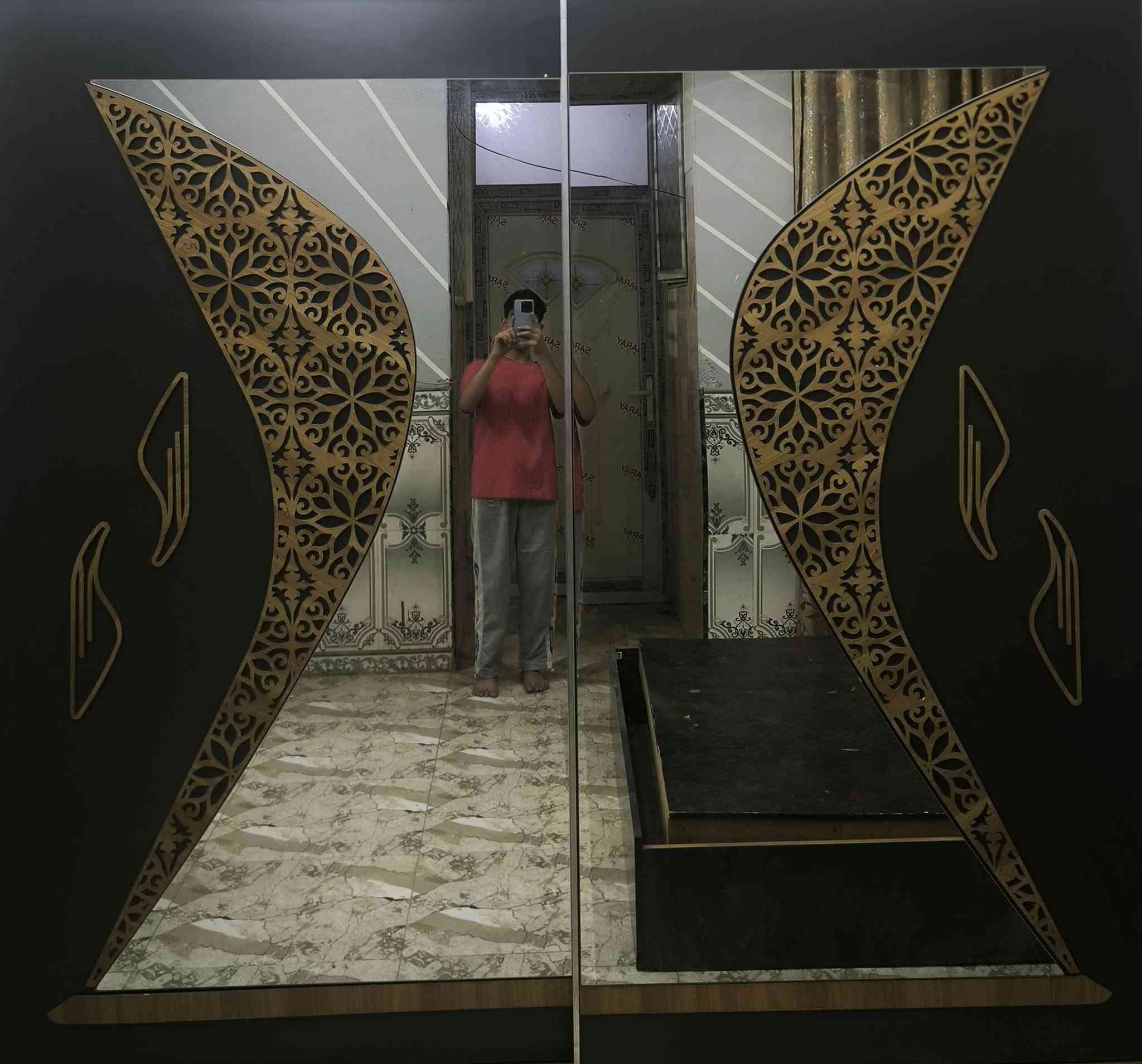 كامنتر سعره 250 بي مجال/ غرفه نوم ما بيها دوشك سعرها 350 وبيها مجال/تخم الجوزي سعره 600 وبي مجال/تخم رصاصي 3 قطع المقاعد 5 سعره 175/دوه ابو دشير ||*********** اتصال بس وتساب
