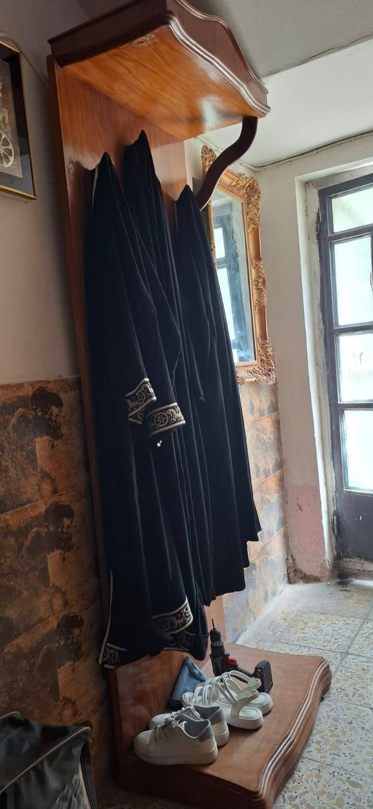 غرفة صاج شغل عراقي زوجي مشتغلها داخل خارج صاج ثكيلة مابيها خدش واحد  بس نقصها كنتور وياها مندر نفرين جديد سعر ٨٥٠ بيها مجال شويه التواصل علخاص او اتصال  ***********
