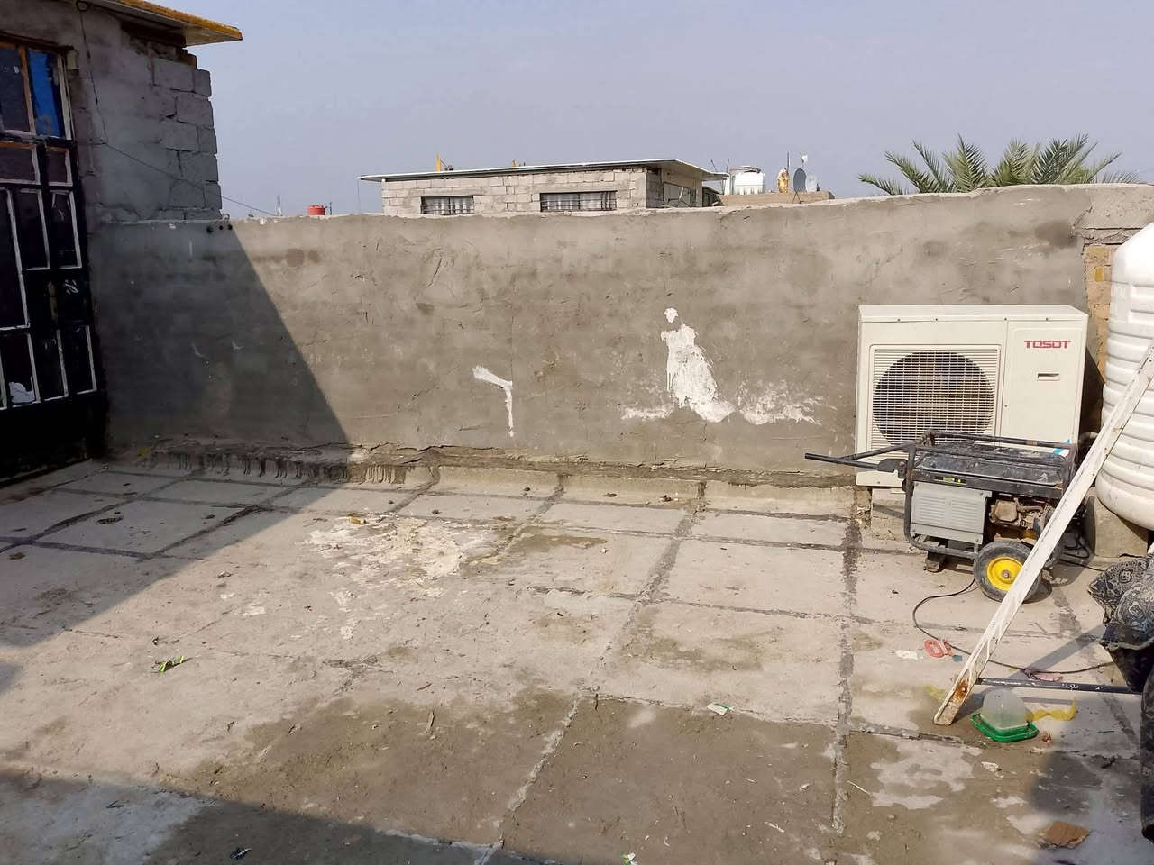 شقه للبيع طابق 3 وسطح معزول وبي غرفه 8مترات  الزعفرانية عمارات اسعيده شارع المشجر عماره 7شقه 11عل شارع بسمي ومحوردرج من البالكون وعل سطح تحويل ثاني يوم السعر 60مليون,,,,, وبي مجال بسيط التصال *********** تفاصيل الشقه بل صور
