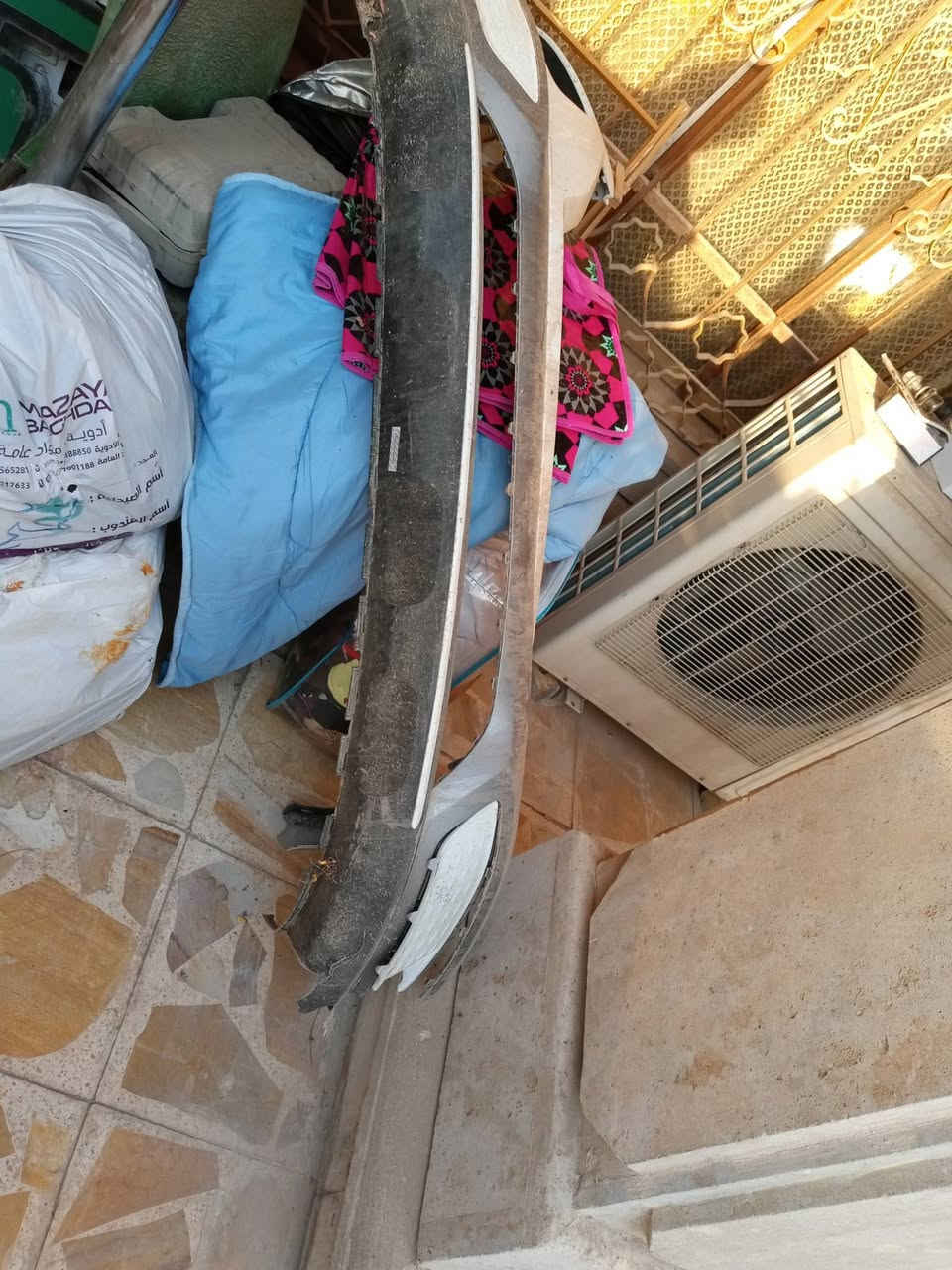 سلام عليكم
دعامية الأمامية فينو بيها كسر جهة يسرا مثل ما واضحة بالصورة سعرها ٥٠ الف عنواني بغداد 
***********
