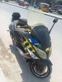 دراجه للبيع تي ماكس 2011 الاتصال 07777101138