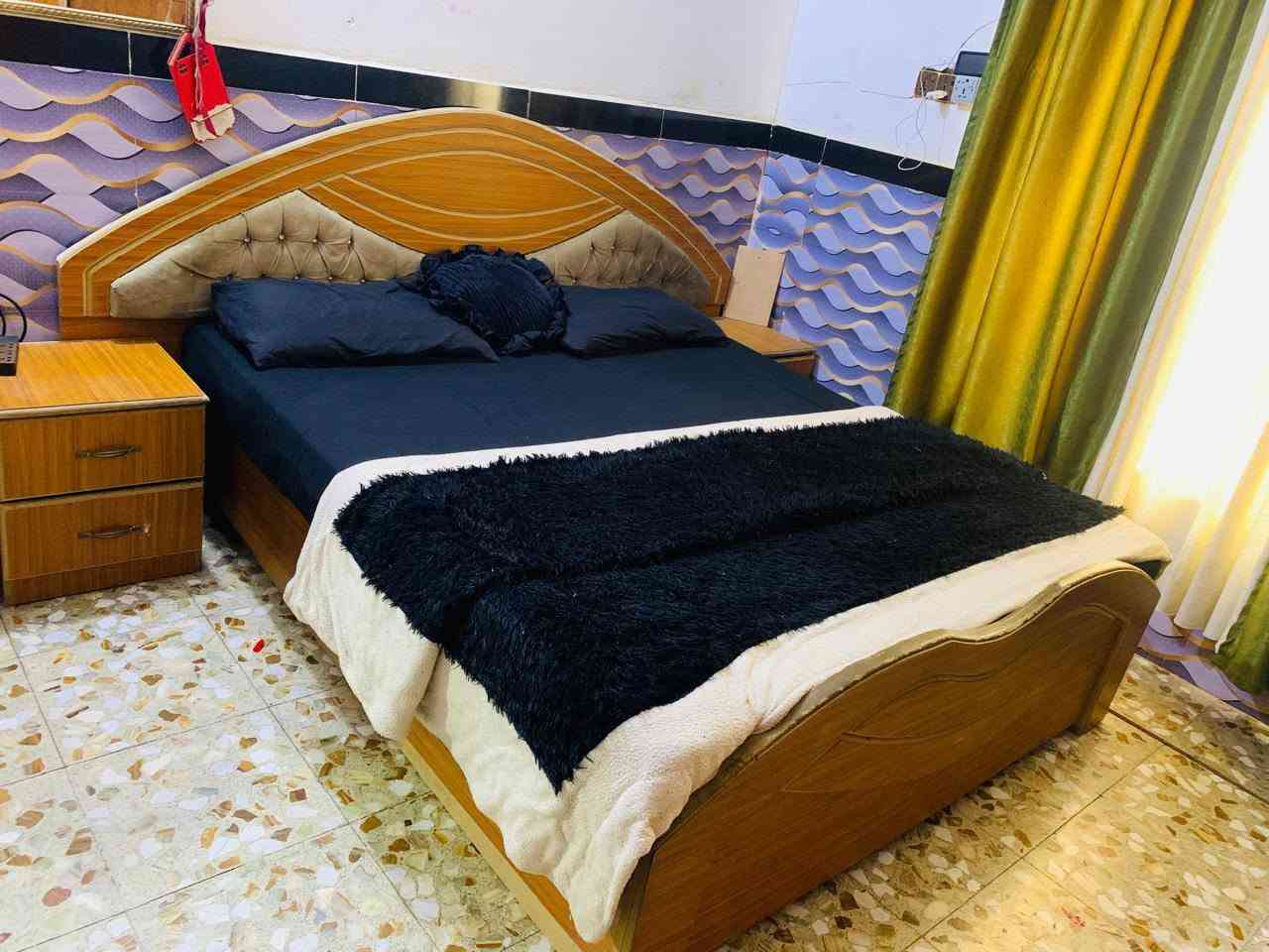 غرفة للبيع خشب تركي تصميم عراقي السعر ٣٥٠ منطقة طليحة ***********
