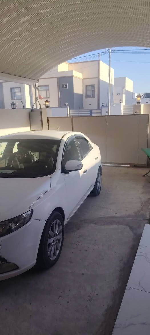 سلام عليكم كيه سيراتو للبيع مديل 2009خليجي مواصفات تحكم سترين شاير بل مري محرك جديد توني شاده حداديه جديده كير سياره بيه باب مبدل ورشات صبغ السعر 78وبيه مجال بسيط لاالستفسار انتصال بل رقم ***********
