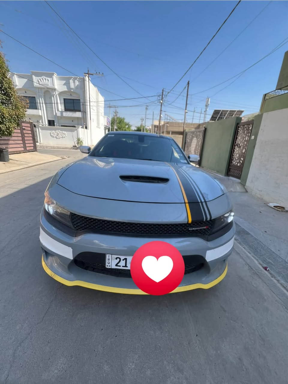 جارجار للبيع 2021 GT مواصفات معروفه شفتات استيرين كشنات كهرباء ماشي سياره57 مايل حقيقي تايرات جدد دبلات كلها بل شرط امامي خلفي سياره بيهه يونيد جامرلغ دواخل راجع سستم بس سعره225$قفل قفل مستعجل للبيع علمود أنطي هيجي سعر  واليشتريهاا شايف خيرهااا ***********

نص مكتوب في الصور:
- OMROMM..M