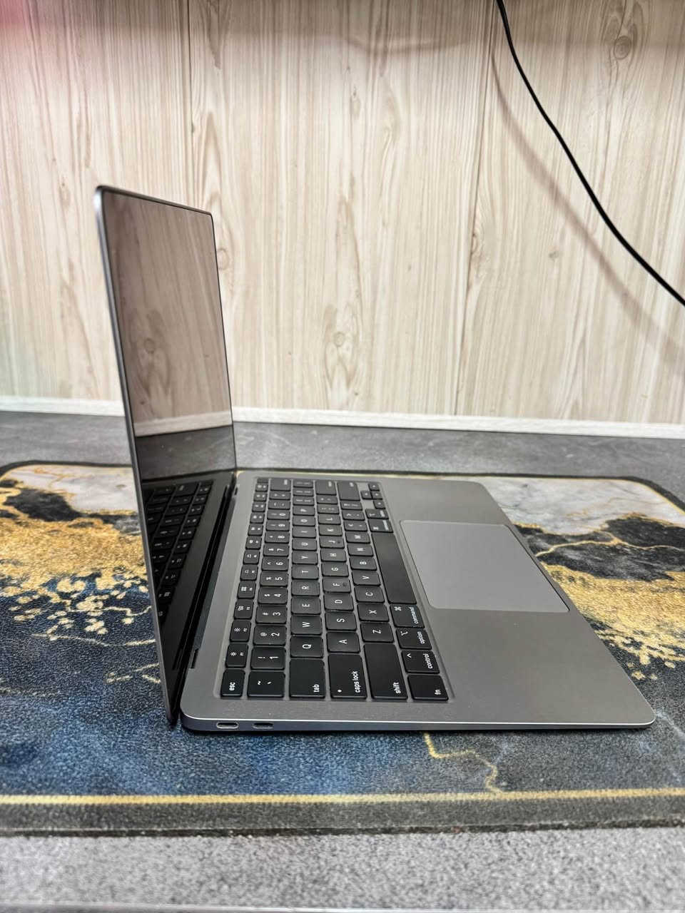 🔥 خفة، أناقة، وأداء… MacBook Air 2020 🔥

💻 MacBook Air 2020
⚡ Intel Core i7 – الجيل العاشر
🧠 RAM 16GB
💾 SSD 512GB
✨ شاشة Retina فائقة الوضوح
🔋 بطارية ممتازة وأداء سريع
🎯 جهاز نظيف وجاهز للاستخدام مباشرة

إذا تبحث عن جهاز يجمع بين الأداء القوي، الوزن الخفيف، والتصميم الأنيق، فهذا هو الخيار المثالي للدراسة، العمل، البرمجة، والتصفح بكل سلاسة.

📍 متوفر لدى مكتب تكنو ماستر
الموصل – المجموعة الثقافية
شارع الحاسبات – فرع سوفت وير

📞 ***********
📞 ***********
📞 ***********

🔥 عروض بلا نهاية… احجز جهازك قبل نفاد الكمية!

#MacBookAir #MacBook2020 #IntelCorei7 #Apple #Laptop #تكنو_ماستر #الموصل #شارع_الحاسبات #عروض_اللابتوبات #MacBook موصل, نينوى
