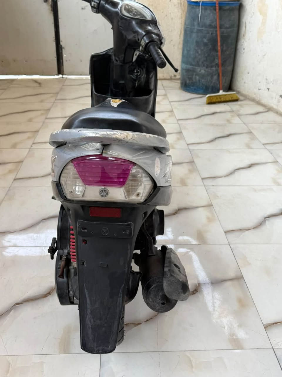 ماكس للبيع سعر 800وبيه مجال بوشه 49بلاد مامفتوحه 
مكلف بل نشر هاذ رقم صاحبها دراجه جاهزة من كلشي  مابيه نقص ‭ ***********‬ مكان البصراة قضاء المدينه قرب جسر. كرامه
