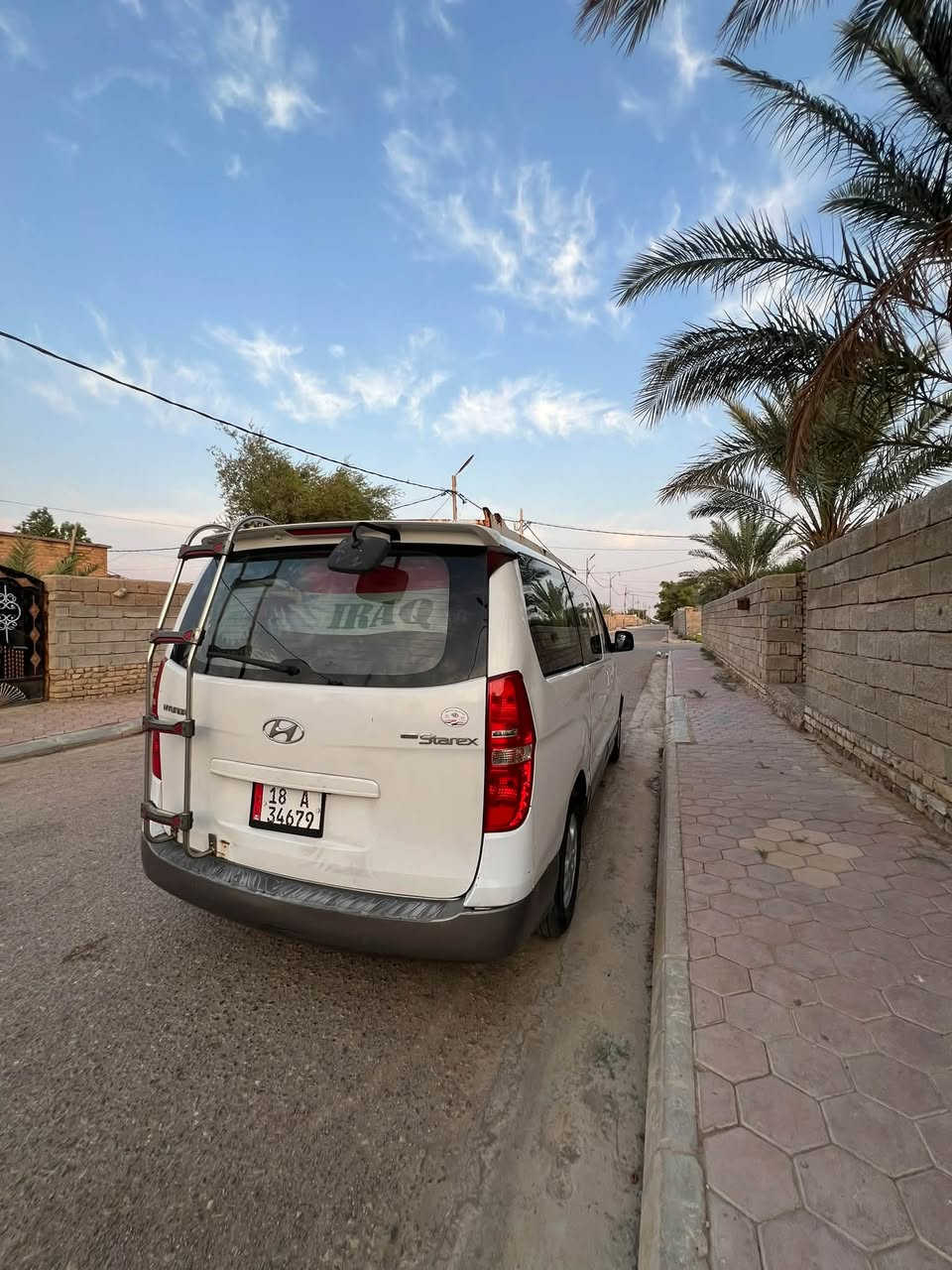 سلام عليكم ستارك موديل 16 شكل القديم  بيه ربع من البنيد بدون صبغ و  بارد بل ذيل الخلفي شبر و محرك تبخير بدون تنقيص  سنويه جديده ورقم إنكليزي  مكان واسط *********** بي واتساب
