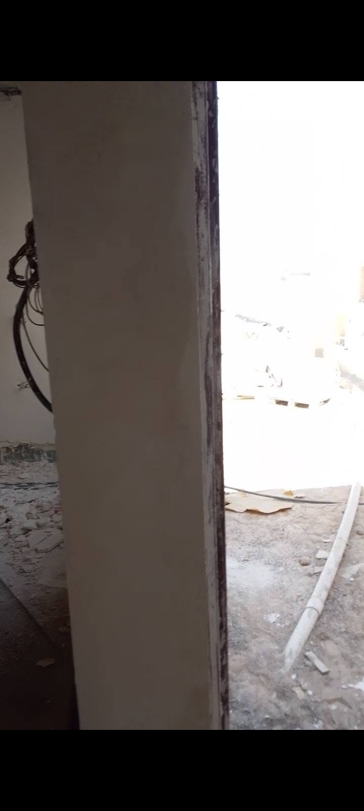 اسلام عليكم ورحمه الباخ متفرغ حالين اشتغل سمنت او جص او اشتغل ترميمات عامه  أبسعار مناسبة هاذه رقمي @***********
