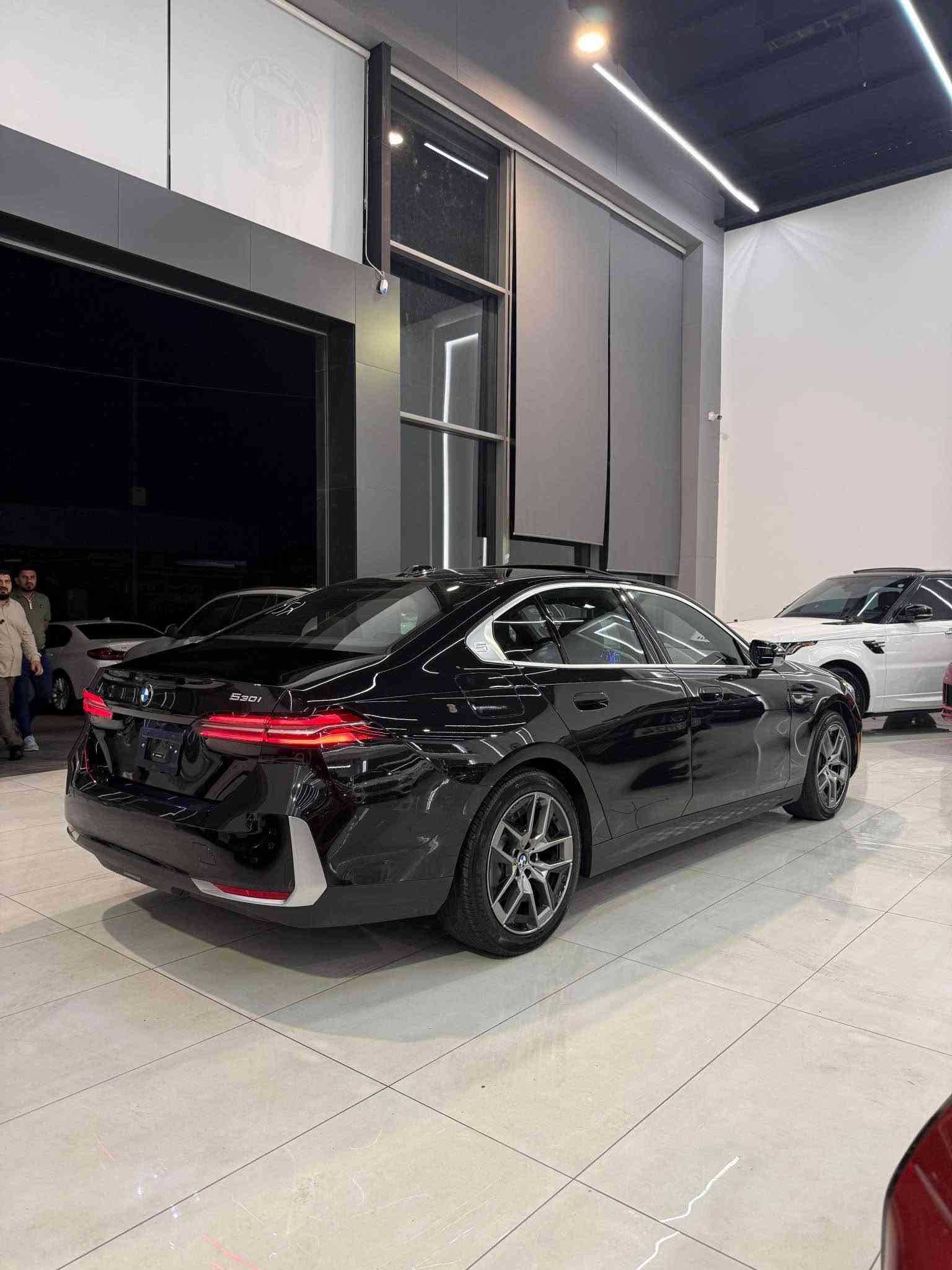 BMW 530i 2026 Exprence Full Clean title Titanium Edition Face Lift

بي ام دبليو BMW 530i اكسبرنس تايتانيوم ايديشن
موديل /2026   الشكل الجديد كليا
العداد / ماشية 25 الف فقط
اللون /اسود ميتاليك ، تيتانيوم اديشن، ديزاينو ، 
 السيارةفول الفول، مواصفات كاملة للاخير, اربع ابواب بصمة و صندوق كهربائي و فتح واغلاق ذاتي للسيارة و الصندوق عند الاقتراب ، فتحة سقف ، لايتات و دايناميك، شاشة و ٥ كاميراو حساسات امامية خلفية ٣٦٠ درجة ، رادار امامي وخلفي و جانبي و مانع اصطدام توقف ذاتي ، رادار کبیر اداپتیف نظام القيادة الذاتية ACC، نظام منع الخروج عن المسار LKA
نظام النقطة العمياء BSA , عداد سرعة الكتروني ، شاحن موبايل لاسلكي ، بريك بصمة و اوتو هولد ، سماعات هارمان كاردون ، كشنات امامية كهرباء و ميموري جهتين ، سكان كهربائي وهزاز عند الخطوط، تحكم صوت السيارة بالاشارة ، 
دواخل ليد تتغير عدة الوان حسب الرغبة ٧ مود 
السيارة جديدة بمعنى الكلمة زيرو ، بدون اي نقص ، سيرڤس كامل بدون اي خلل 
وارد امريكي كلين تايتل بشرط الفحص والباقي مكفولة من الصبغ والبارد و الرصعات و كلشي جدا جديدة السيارة
موبايل / *********** أربيل, العراق
