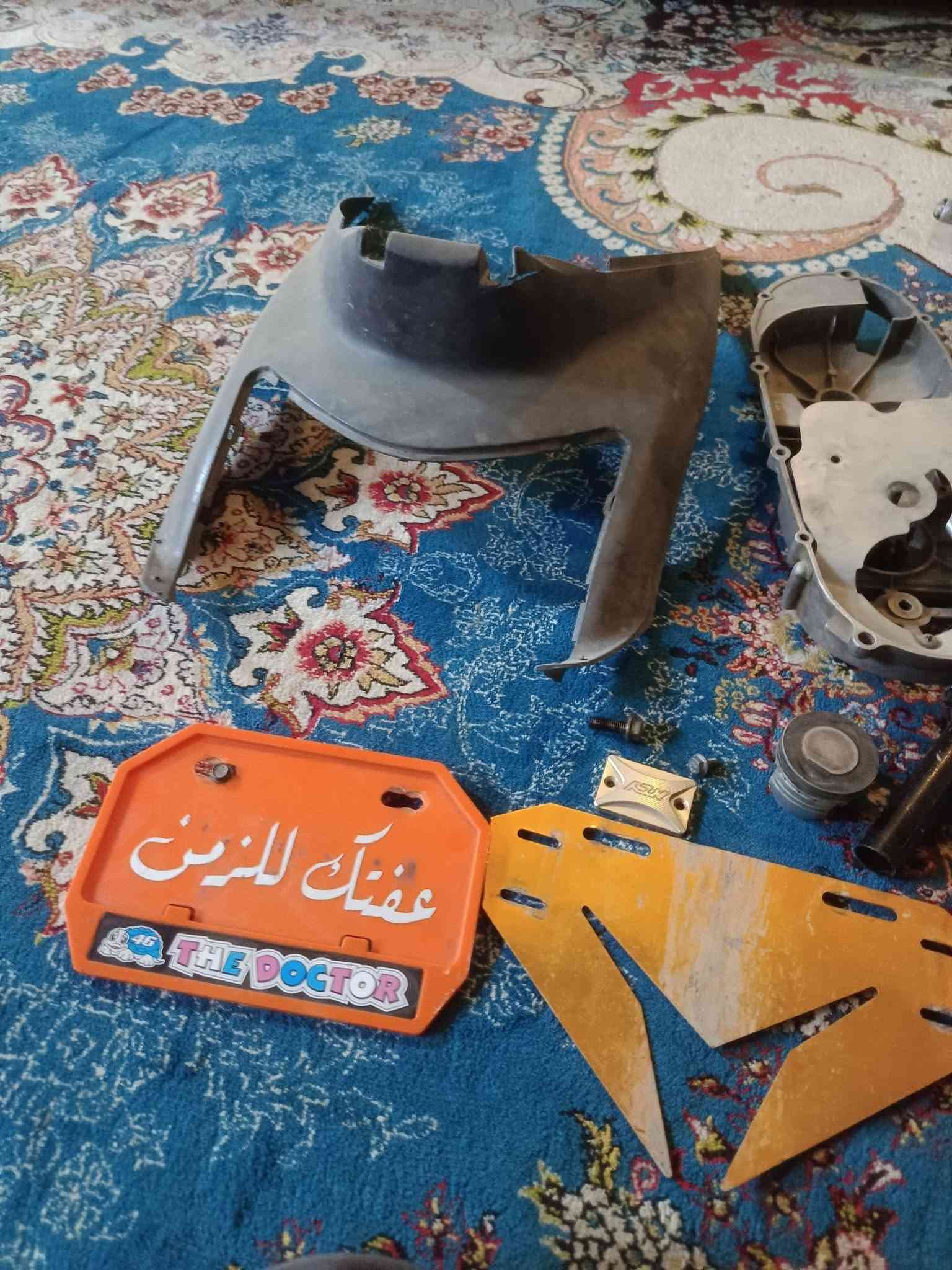 غراض للبيع
راجز  عدد 2 
سبايدر 4 ولف 1 
شوته 4 ولف بدون فلتر 1 
كلاص 1 
قبق هندر بدون مجموعه 1
وغراض هواي شوف الصور 
*********** واتساب فقط او خاص 
مكان بابل توصيل ماكو

