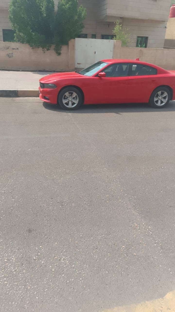 سلام عليكم اخوان .......
 جارجر موديل 2017 كفاله السياره رقم اربيل وكاله عامه....مواصفات Sxt نص فول تشغيل عن بعد السياره شاشه جبيره ماشيه110فقط استخدام بيت فقط سياره جديده وجاهز متصرف الف عليها كفاله حداديه شرط جديده شركه تبريد تدفئه كشنات كهرباء...تشغيل عن بعد ..الضرر بسيط جدا فوق البنيد إصبعين بارد واضح جدا والتوفيق للجميع تحب اتصل رقمي الخاص *********** السياره موجوده في محافظه ميسان بخدمتك
