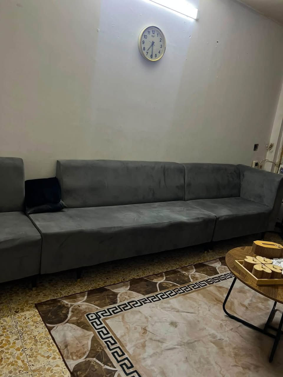 السلام عليكم ديوان البيع المكان بغداد الشعب السعر 300وبي مجال بسيط الرقم ***********
