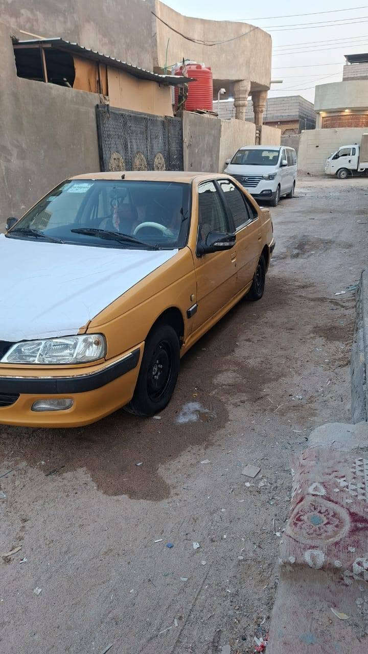 سلام عليكم 
سيارة بيجو بارص للبيع مديل 2015 مكينه كير جدد تبريد 🥶 حلوه مصفره هيئه وقرامه كبل  تحويل تخم تاير جدد داخل جلد نضيف حداديه حلوه   خياسات مابيها لكاط خفيف. كبل لشارع ماعوزها شي. سيارة بل حقيقه احلى من الصورة  سعر 30وبيها مجال بصيط، رقم تلفون. ***********
