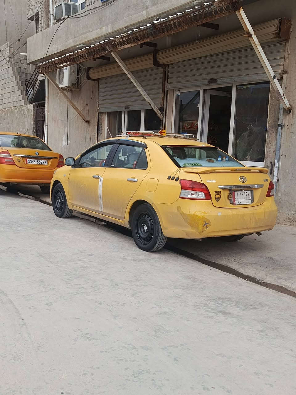 السلام عليكم للبيع يارس موديل 8 محرك16 شرط
كير اوتو شرط 

وتبريد شرط سنويه لل 27 بدون اي ضر فقط تصفيه 
بطاقة بانزين
منظومة غاز حكومي
سعر 80 وبيها مجال

***********
