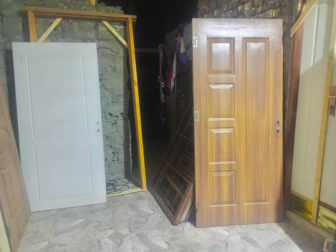 السلام عليكم ورحمة الله وبركاته اسواق سفان الرميثة

حي المهندسين بسايدين الجدد قرب مدرسة 

الثانويه العراقيه للبنين المدرسة الاهليه او قرب

مجمع ولاية الامير 

اليوم تم تنزيل بضاعة بيبان خشب نضيفه كلش

والاسعار حلوة تخبل تنويه لجميع العنوان مو محل

العنوان بيت على شكل مخزن متواجد من الساعه 

ال8 صباحا والى الساعه 12 ظهرا 

وحتى الساعه ال5 مسأ والى الساعه 12 من الليل 

متواجد على الفيس متواجد على الواتساب 

ارقام الهاتف الخاصه بيه 

*********** واتساب 

*********** واتساب
