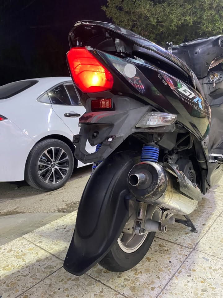 سلام عليكم للبيع GTR وكالة مكفولة كفالة عامة من كلشي ماشية 26 الف فقط ختم واحد وية المحرك العنوان جكوك السعر مليون وبيه مجال حك الجية شي بصيط ***********

