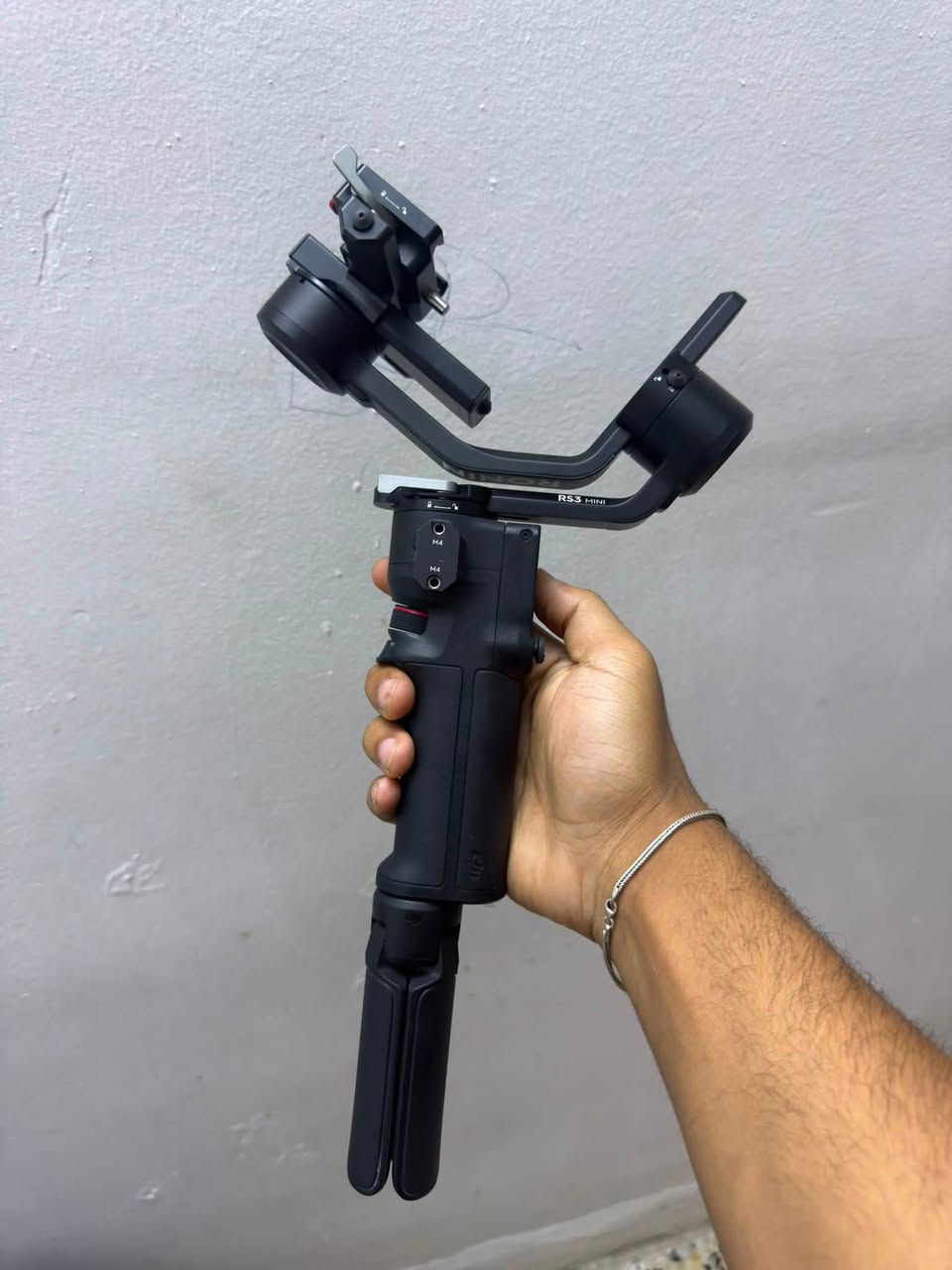 للبيع رونين dji Rs3 mini
كامل ملحقات كارتونه النضافه ١٠٠٪؜ استخدام  قليل جدا تفحص وتشوف 
او المراوس بrs4mini 
السعر 375 الف 
بغداد المنصور 
***********
