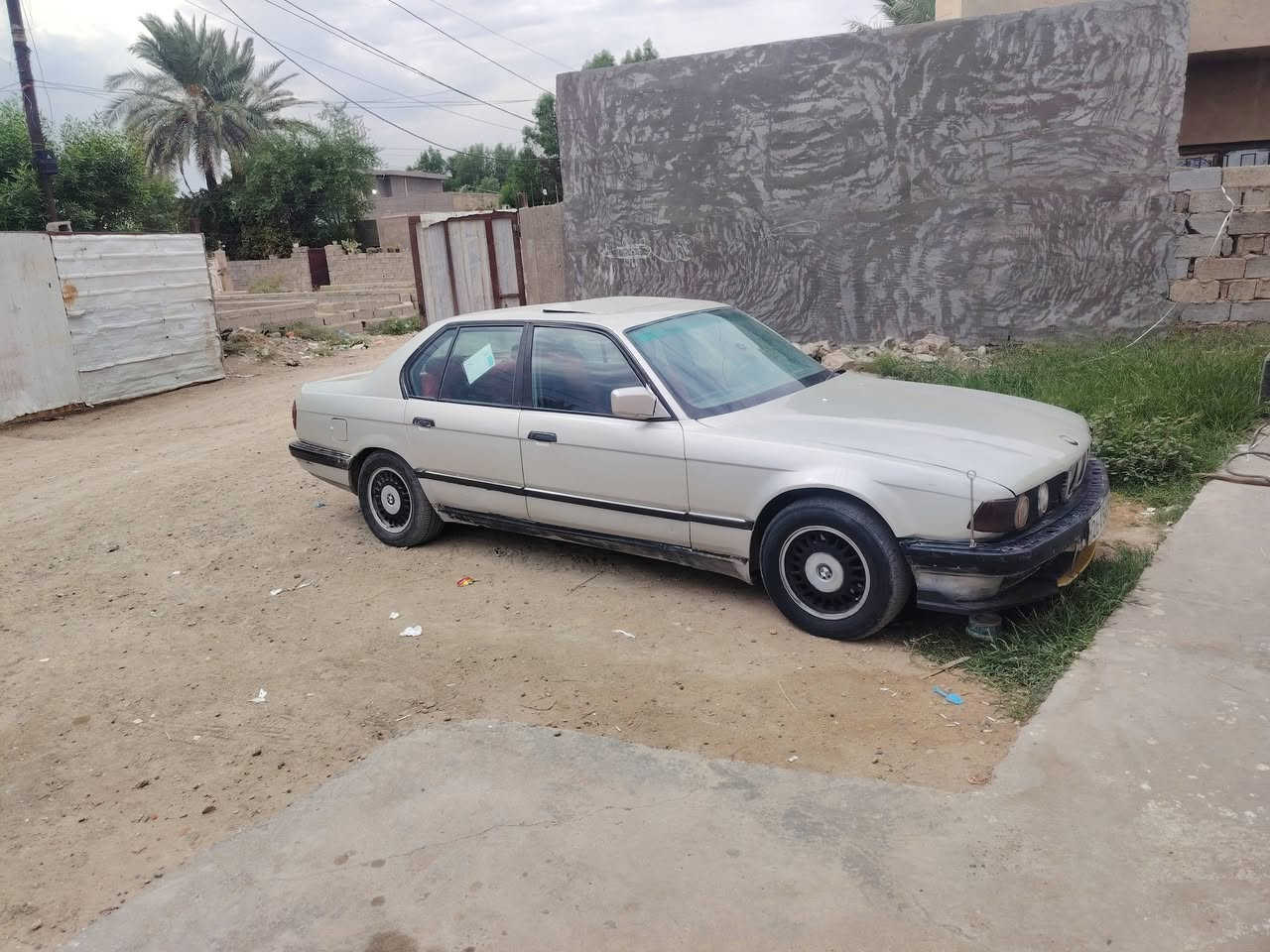 لبيع موديل ٩١رقم صلاح الدين تحويل مباشر صياره محرك علا السحك كير جديد كهربائي كلها شقاله باتري جديد سياره مال جناي والله السعر ٢٠متوزي والله العنوان بغداد ابوغريب رقم الهاتف *********** هاذه *********** هاذه بي وات ساب وخاص مااجوب
